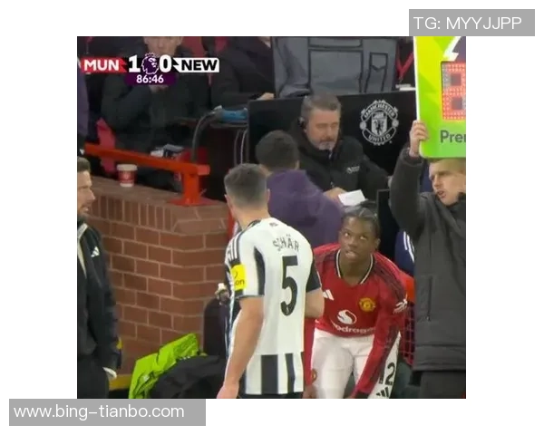 斯基拉透露马拉西亚冬窗或将离开曼联球队计划外