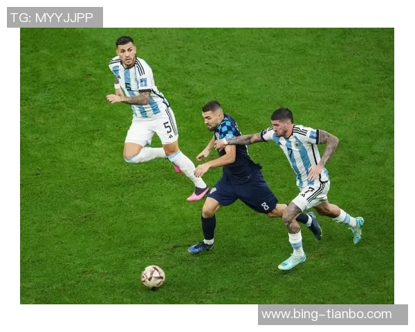 塔雷称魔笛虽年长却在场上展现年轻活力欧战缺席反而带来更多机会