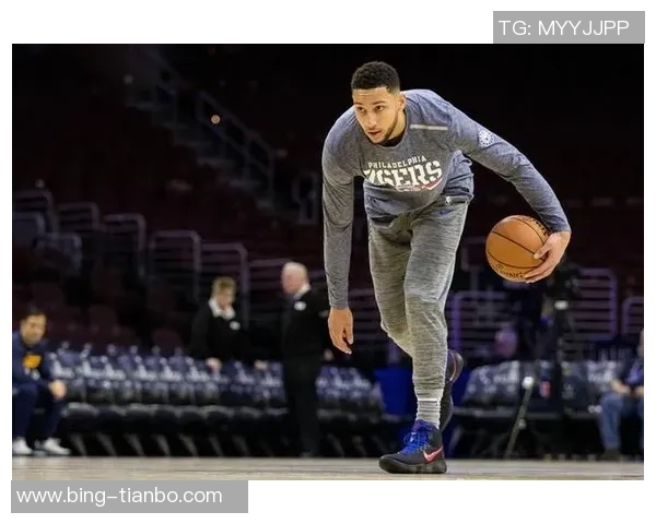 布朗强调需持续为A西蒙斯创造进攻空间其适应替补角色表现出色