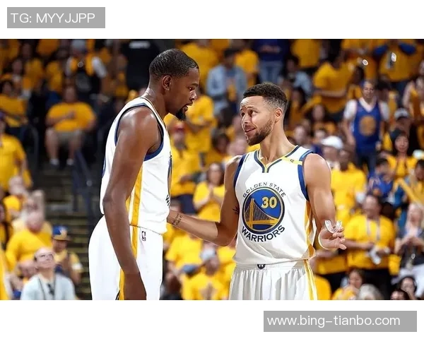 老詹好友揭秘杜兰特私信内容KD邀勒布朗回顾17年和18年三分球精彩瞬间 老詹好友揭秘杜兰特私信内容KD邀勒布朗回顾17年和18年三分球精彩瞬间