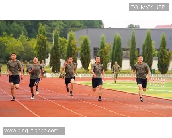 布朗分享训练营体验：为田径队打球的意外收获与挑战