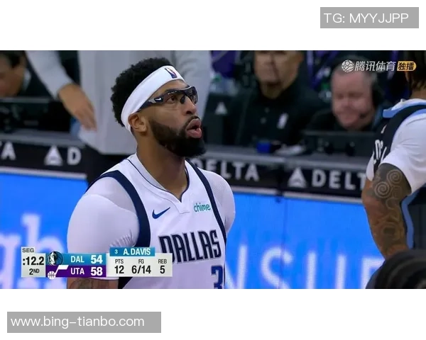 霍里表示马尔卡宁留队可能性大仅在换取弗拉格类型球员时考虑交易 霍里表示马尔卡宁留队可能性大仅在换取弗拉格类型球员时考虑交易